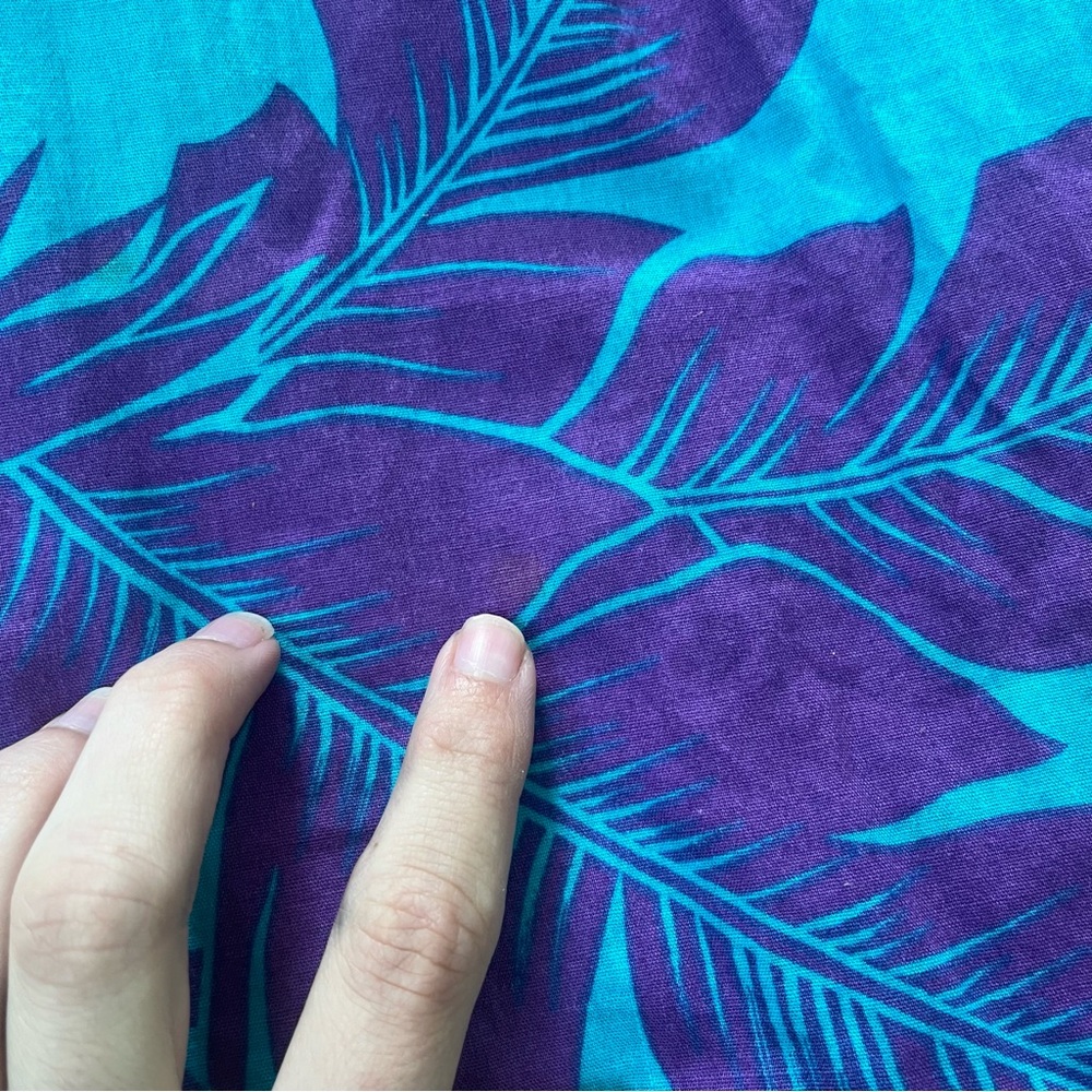Vintage ‘80s Hilo Hattie’s Purple Hawaiian Top Sz S - Picture 4 of 5